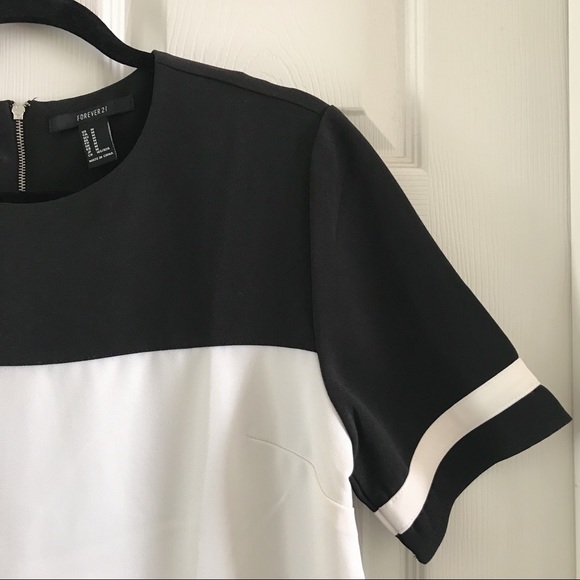 Forever 21 colorblock shift dress - Picture 2 of 4